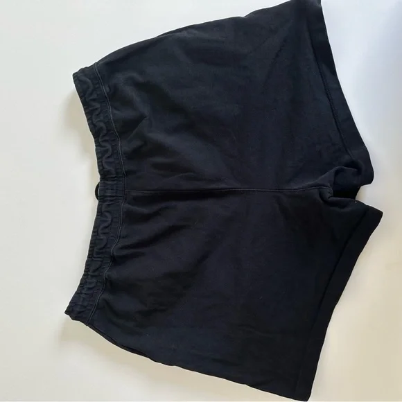 Nike Cotton Boyfriend short - Picture 2 of 5